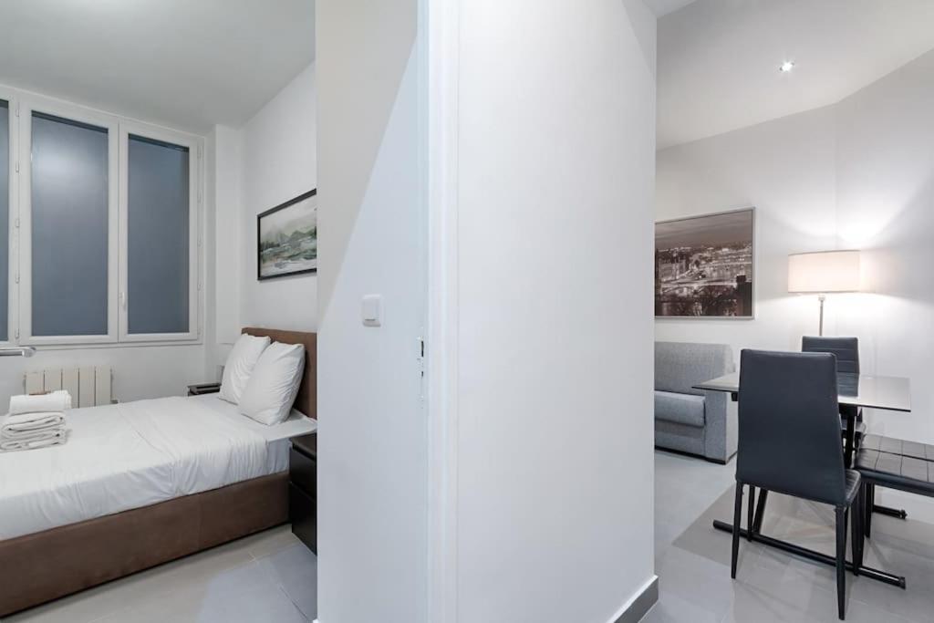Batignolles Lemercier Cosy Apartment 4P-1Br Paříž Exteriér fotografie
